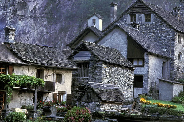 EU, Switzerland, Ticino Region, Village of Foroglio, Val Bavona