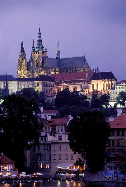 Europe, Czech Republic, Prague. Prague Castle and Saint Vitus Cathedral