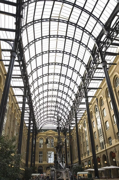 Europe, ENGLAND-London: Bankside- Inside Hays Galleria