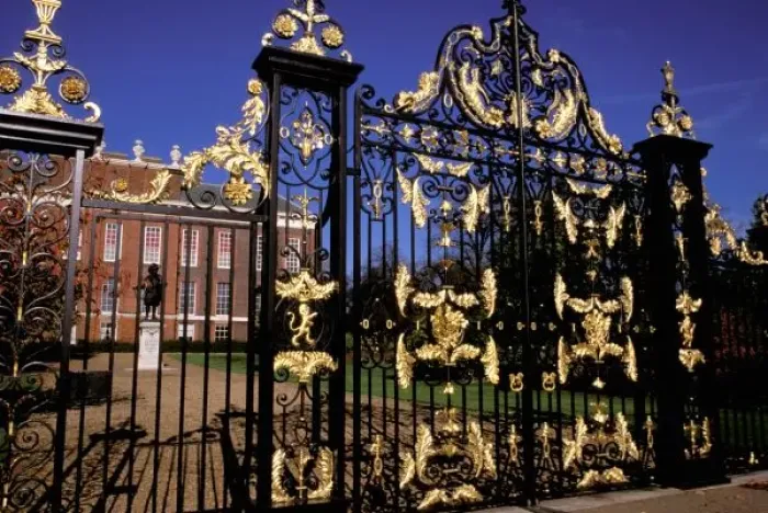 Framed Print : Europe, England, London. Gilded gate outside of Kensington Palace Framed Print : Europe, England, London. Gilded gate outside of Kensington Palace