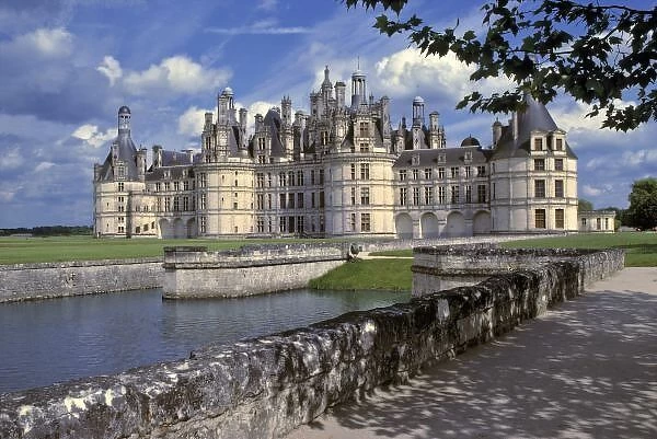 Europe, France, Chambord. Imposing Chateau Chambord, World Heritage Site, is one