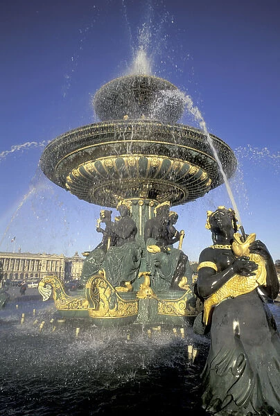 Europe, France, Paris Place de la Concorde, fountain