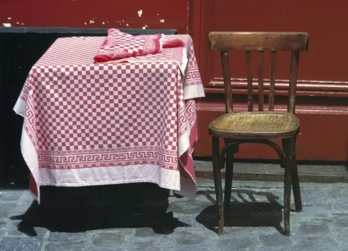 Framed Print : Europe, France, Paris. A sidewalk table for one welcomes a diner in the Montmartre Framed Print : Europe, France, Paris. A sidewalk table for one welcomes a diner in the Montmartre