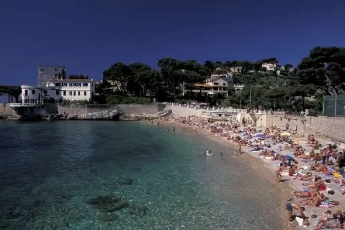Framed Print : Europe, France, Provence, Bouches, du, Rhone, Cassis, Bestouan Plage (beach) Framed Print : Europe, France, Provence, Bouches, du, Rhone, Cassis, Bestouan Plage (beach)