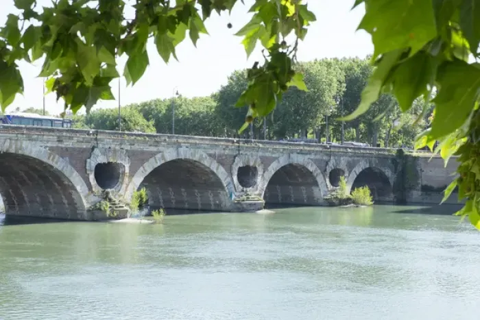 Framed Print : Europe, France, Toulouse, Pont Neuf bridge over the Garonne River