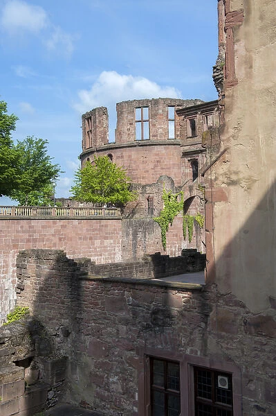 Europe, Germany, Baden-Wurttemberg, Heidelberg, Heidelberg Castle, tower ruin