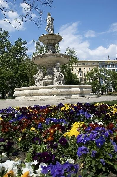 Europe, Hungary, Budapest, Pest, Danubius fountain