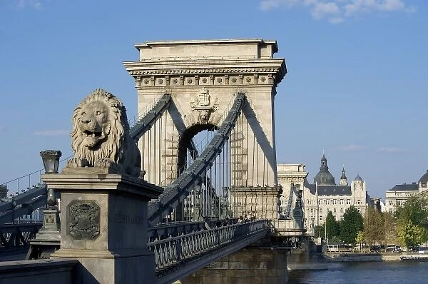 Europe, Hungary, Budapest, Szechenyi Lanchid Chain Bridge, Danube River