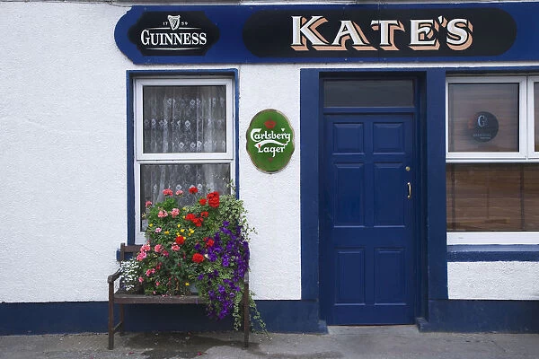 Europe, Ireland, Annacarty. Exterior of Kates pub. Credit as: Dennis Flaherty