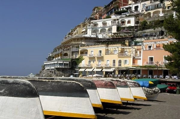 Europe, Italy, Amalfi Coast, Bay of Salerno, Positano. Local fishing boats on beach