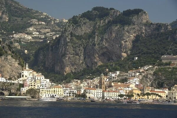 Europe, Italy, Amalfi Coast, Bay of Salerno, Amalfi