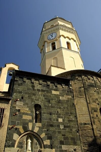 Europe, Italy, Liguria region, Cinque Terre, Vernazza. St. Margherita de Antiochia church