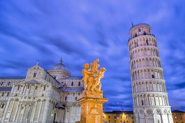 Europe, Italy, Pisa. Pisa Cathedral and Leaning Tower at sunset