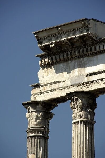 Europe, Italy, Rome. Roman Forum (aka Foro Romano), ruins of ancient Roman Empire