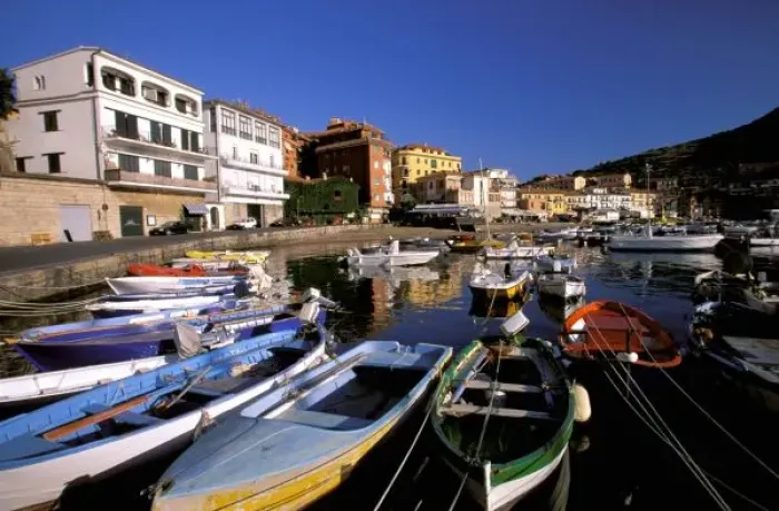 Framed Print : Europe, Italy, Tuscany, Promontorio Dell Argentario, Porto Ercole. View of Marina  /  Harbor
