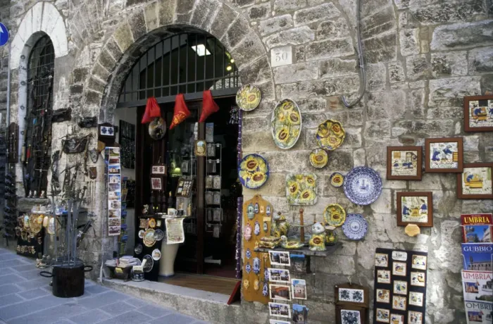 Framed Print : Europe, Italy, Umbria, Assisi. Souvenir pottery shop