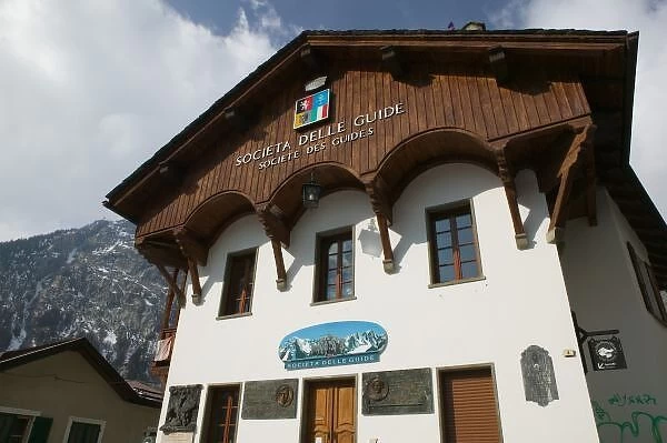 Europe, Italy, Valle d Aosta, COURMAYEUR: Society of Alpine Guides Headquarters  /  Winter