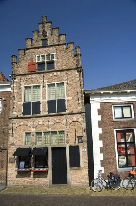 Framed Print : Europe, The Netherlands (aka Holland). Medieval cheese producing town of Edam. One