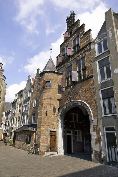 Europe, Netherlands, Gelderland, Nijmegen, portal between Grote Markt and St. Stevenskerk