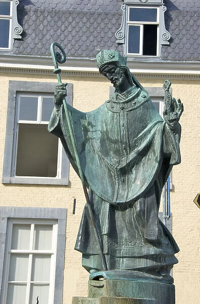 Europe, Netherlands, Limburg, Mstricht, Statue of Saint Servatius