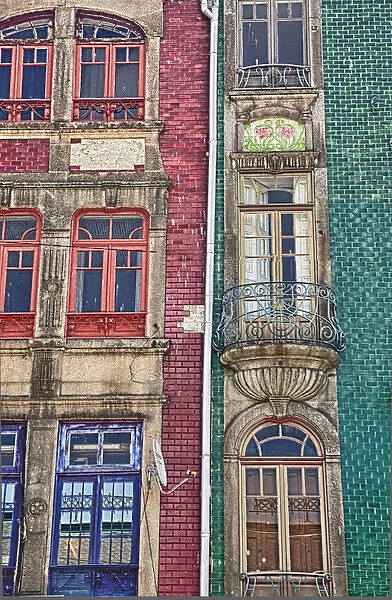 Europe; Portugal; Porto; Oporto  /  Porto Rio Duero district of Colorful buildings