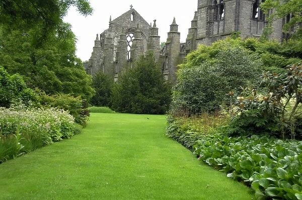 Europe, Scotland, Edinburgh. Palace of Holyrood House (aka Holyroodhouse) Royal Garden