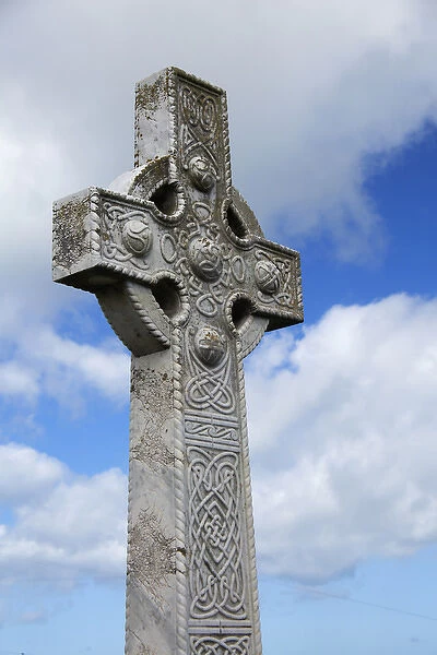 Europe, United Kingdom, Wales, Conwy. Celtic cross at St. Tudno churchyard on the Great Orme