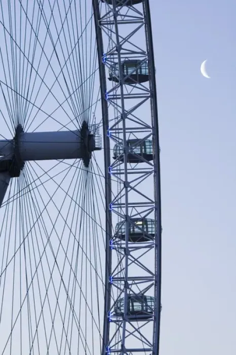 Framed Print : Eurpe, ENGLAND-London: Southbank- London Eye / Dawn Framed Print : Eurpe, ENGLAND-London: Southbank- London Eye / Dawn