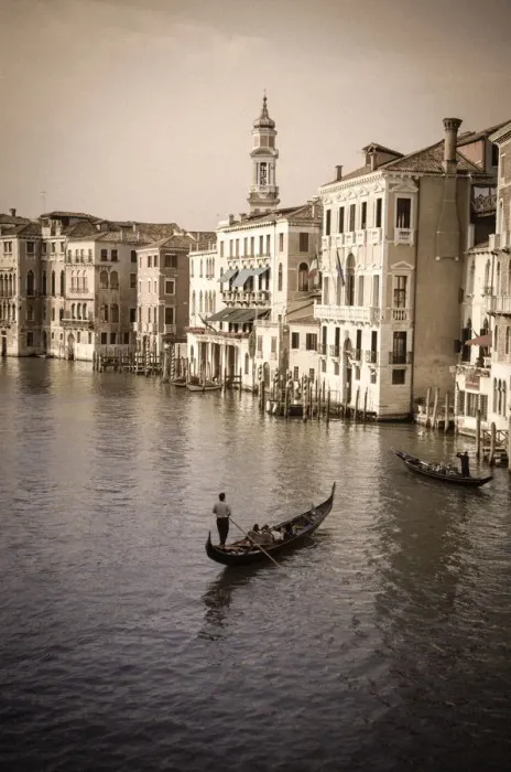 Framed Print : Evening light and gondolas on the Grand Canal, Venice, Veneto, Italy Framed Print : Evening light and gondolas on the Grand Canal, Venice, Veneto, Italy