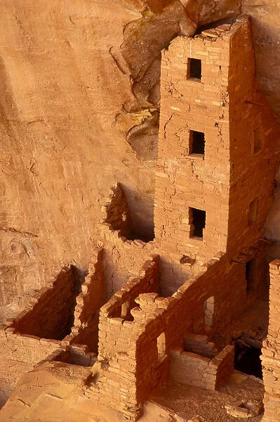 Evening light on Square Tower House Ruins, Mesa Verde National Park (World Heritage Site)