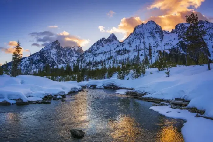 Framed Print : Evening light over the Tetons from Cottonwood Creek in winter, Grand Teton National Park Framed Print : Evening light over the Tetons from Cottonwood Creek in winter, Grand Teton National Park