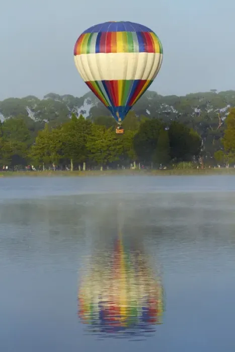 Framed Print : Ezy B hot air balloon, Balloons over Waikato Festival, Lake Rotoroa, Hamilton, Waikato Framed Print : Ezy B hot air balloon, Balloons over Waikato Festival, Lake Rotoroa, Hamilton, Waikato