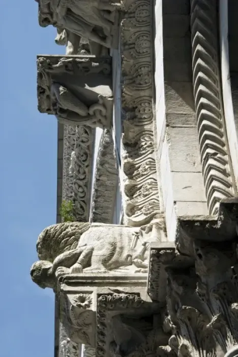 Framed Print : Detail of facade, Church of San Martino, Lucca, Tuscany, Italy, Europe Framed Print : Detail of facade, Church of San Martino, Lucca, Tuscany, Italy, Europe