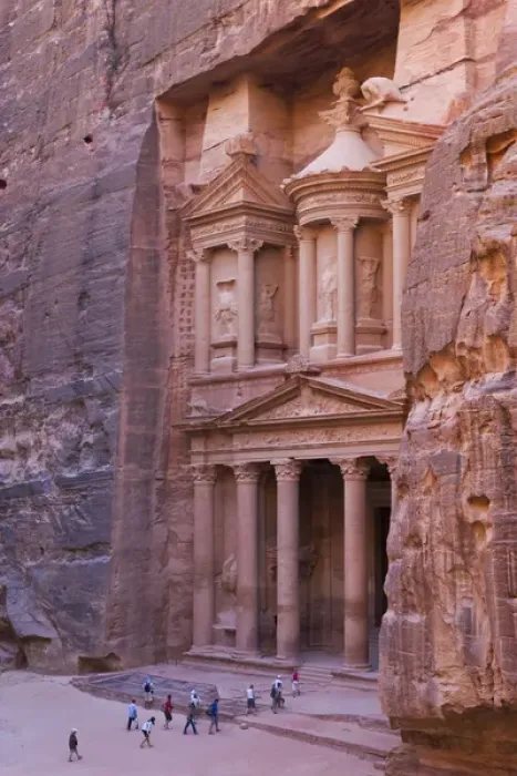Framed Print : Facade of Treasury (Al Khazneh), Petra, Jordan (UNESCO World Heritage site) Framed Print : Facade of Treasury (Al Khazneh), Petra, Jordan (UNESCO World Heritage site)