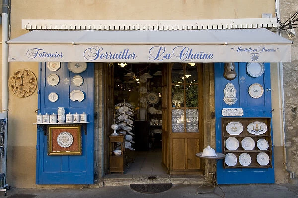 Faience pottery shop, Moustiers-Sainte-Marie, Provence, France