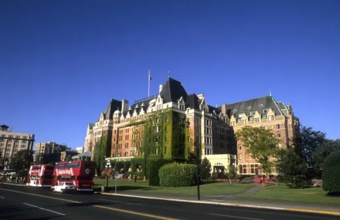 Framed Print : The famous Empress Hotel in beautiful Victoria British Columbia Canada