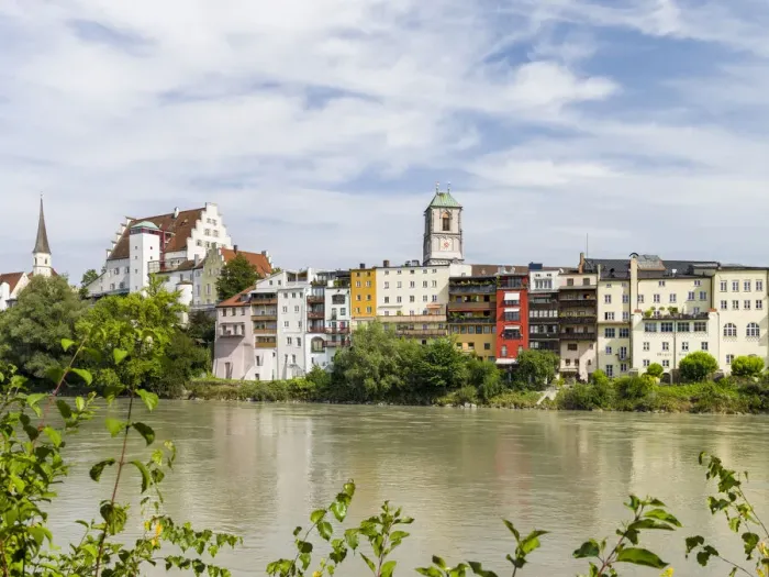 Framed Print : The famous waterfront and river Inn. The medieval old town of Wasserburg am Inn in