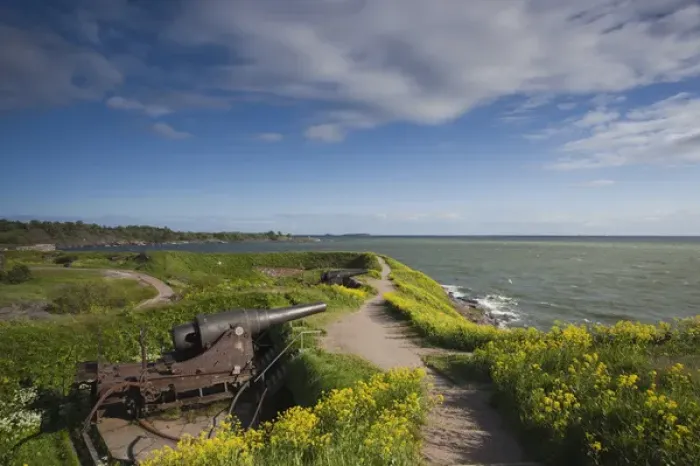 Framed Print : Finland, Helsinki, Suomenlinna-Sveaborg Fortress, coastal artillery at Kustaanmiekka Framed Print : Finland, Helsinki, Suomenlinna-Sveaborg Fortress, coastal artillery at Kustaanmiekka