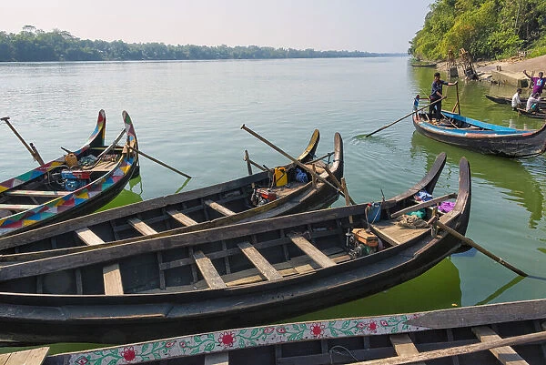 Fishing boats on Kaptai Lake, Rangamati, Chittagong Division, Bangladesh