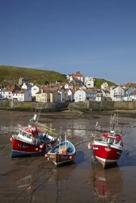 Framed Print : Fishing boats at low tide, Staithes, North Yorkshire, England Framed Print : Fishing boats at low tide, Staithes, North Yorkshire, England