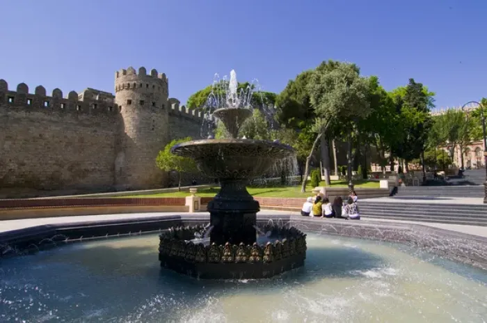 Framed Print : Fountain before the city wall of the old town of Baku, Azerbaijan, Caucasus Framed Print : Fountain before the city wall of the old town of Baku, Azerbaijan, Caucasus