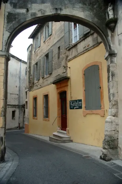 Framed Print : 03. France, Arles, Provence, arch over narrow city street (Editorial Usage Only) Framed Print : 03. France, Arles, Provence, arch over narrow city street (Editorial Usage Only)