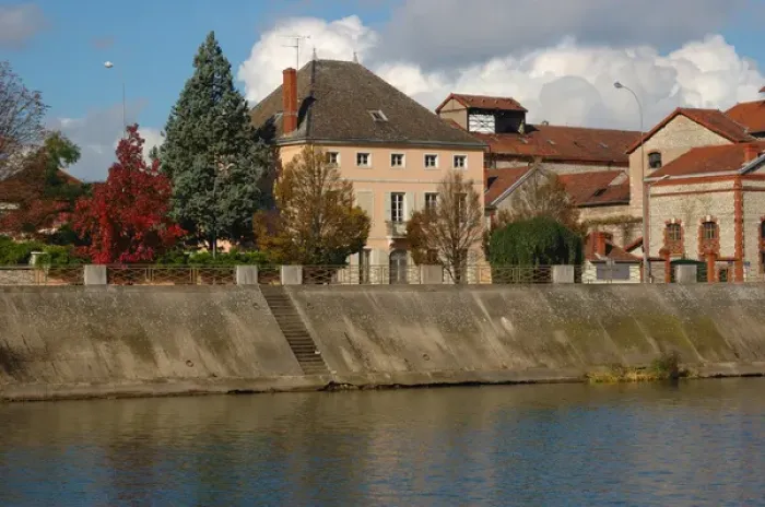 Framed Print : France, Burgundy, Macon, buildings along Saone River