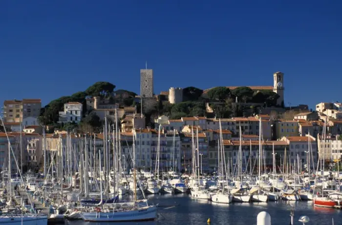 Framed Print : France, Cote d Azur, Cannes, Old city harbour Framed Print : France, Cote d Azur, Cannes, Old city harbour