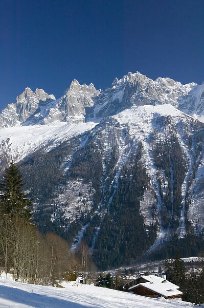 FRANCE-French Alps (Haute-Savoie)-CHAMONIX-MONT-BLANC: View towards Mont-Blanc