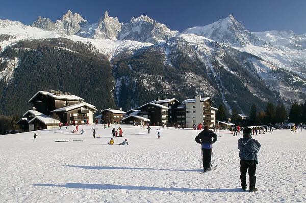 FRANCE-French Alps (Haute-Savoie)-CHAMONIX-MONT-BLANC: Skiers (NR) and Panorama of