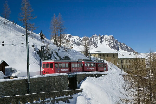 FRANCE-French Alps (Haute-Savoie)-CHAMONIX-MONT-BLANC: Le Montenvers  /  Winter Train