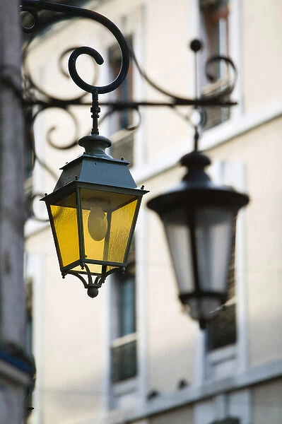 FRANCE-French Alps (Haute-Savoie)-ANNECY: Street Lamps  /  Old Town