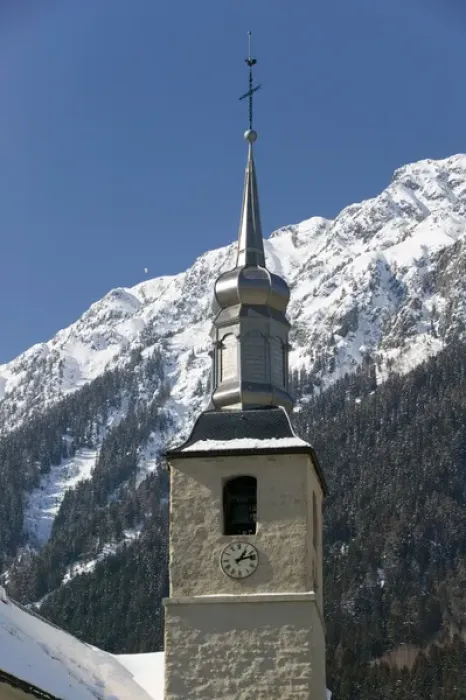 Framed Print : FRANCE-French Alps (Haute-Savoie)-CHAMONIX-MONT-BLANC: Eglise St-Michel / Winter Framed Print : FRANCE-French Alps (Haute-Savoie)-CHAMONIX-MONT-BLANC: Eglise St-Michel / Winter