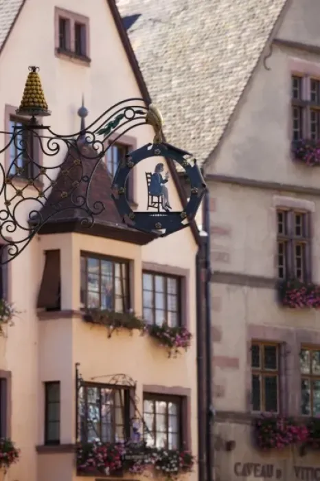 Framed Print : France, Haut-Rhin, Alsace Region, Alsatian Wine Route, Kaysersberg, town detail